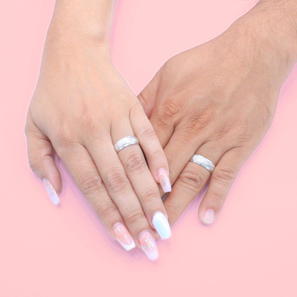 Argollas de Matrimonio de Plata .925 con Diamantado de Onda Brillante mod. 1270