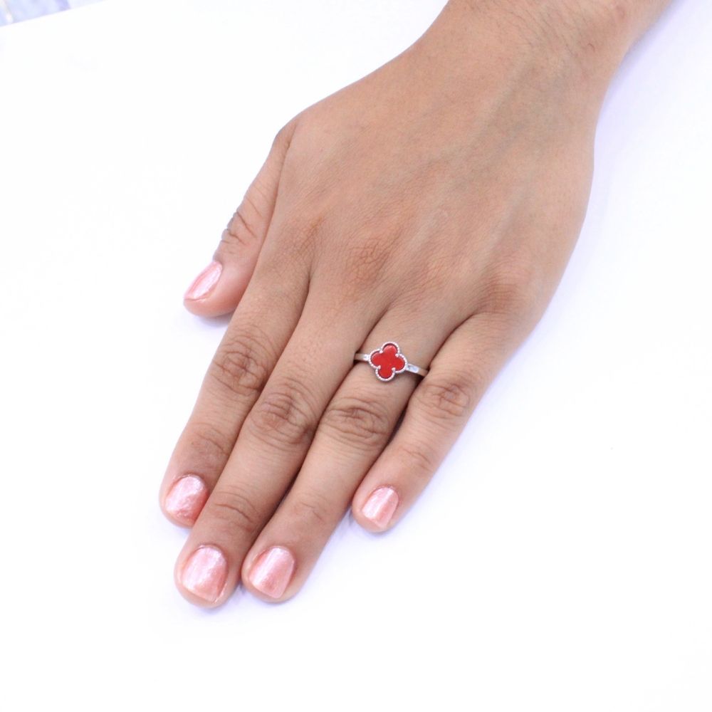 Anillo de Plata .925 Trébol de Resina Especial Color Rojo mod. 1046