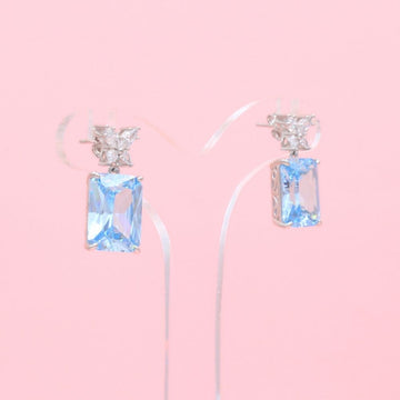 Arete Largo de Plata .925 Diseño Especial con Moissanita Azul Liquid mod. 1237
