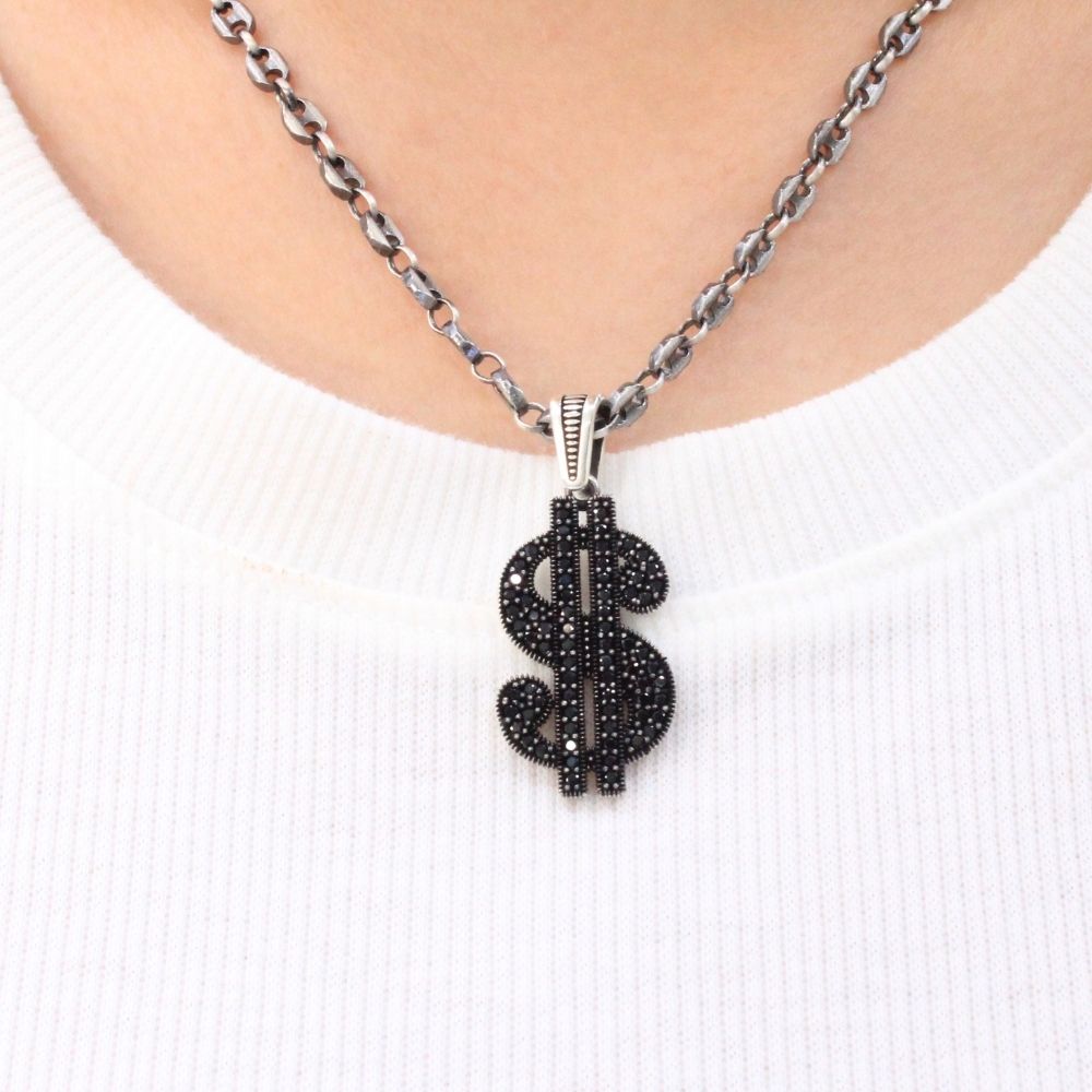 Dije de Caballero Plata .925 Signo de Dólares Incrustado con Zirconia Oscura mod. 1358