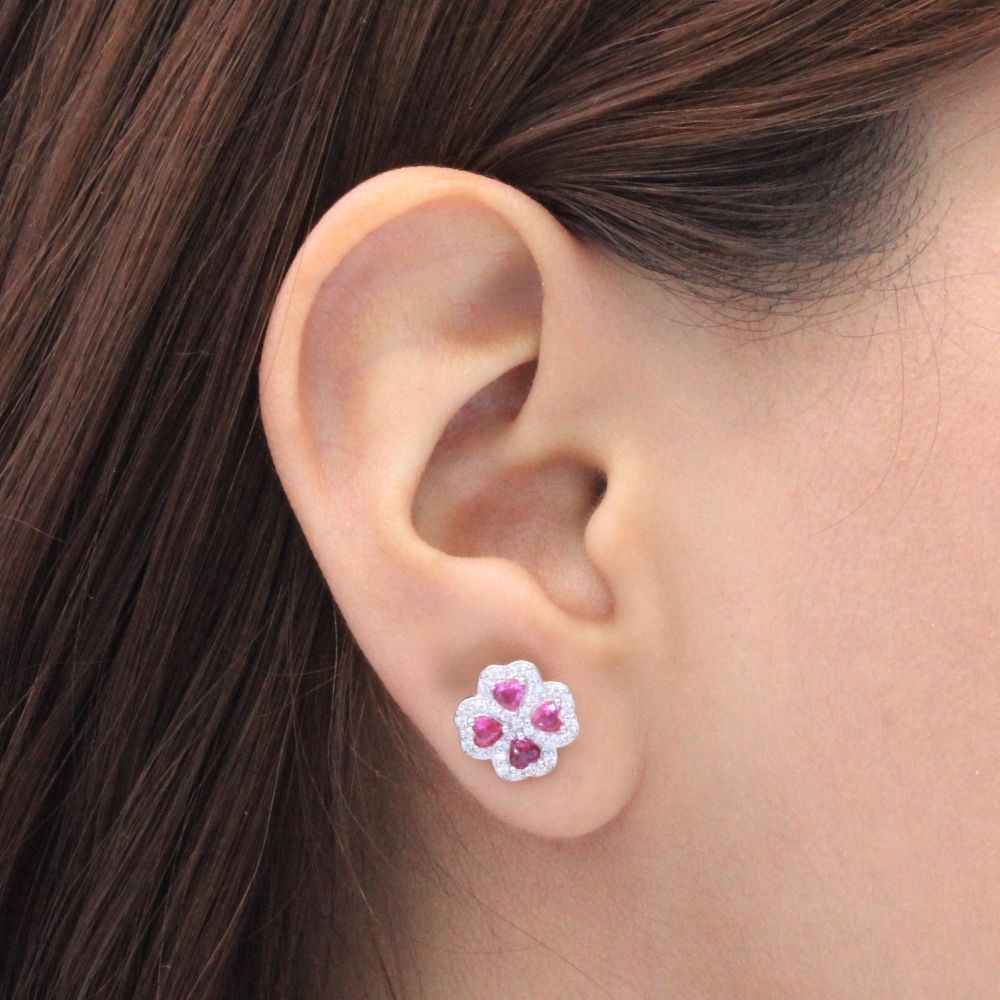 Arete de Plata .925 Elegante en Forma de Trébol con Zirconias mod. 1436