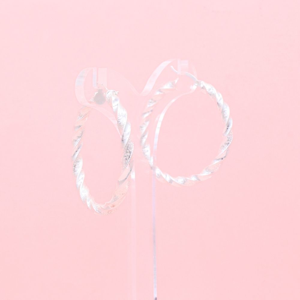 Arracada de Plata .925 Diseño Torzal Hueco con Grabado Fino mod. 1049