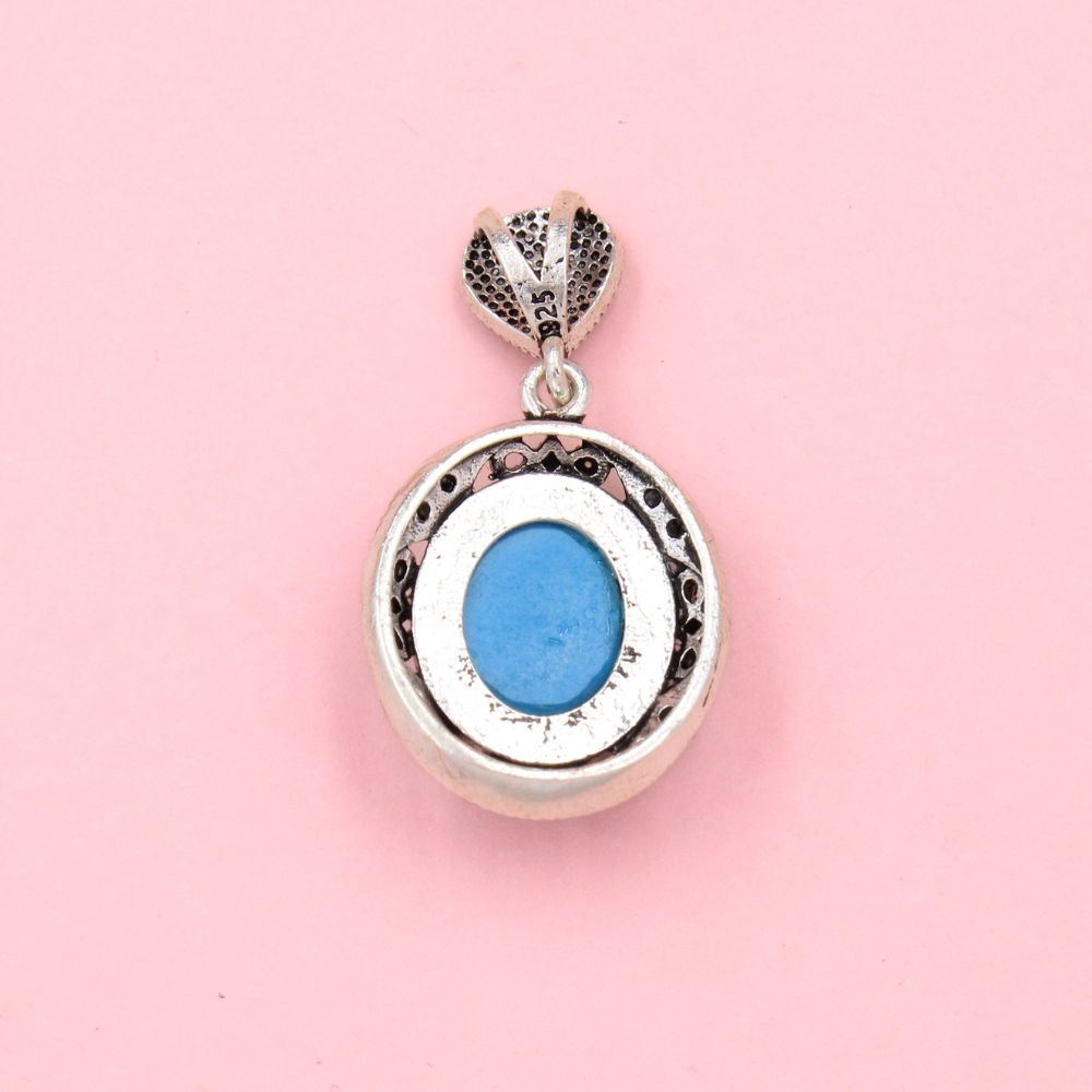 Dije de Dama Plata .925 Piedra Turquesa con Bisel de Marquesitas mod. 1153