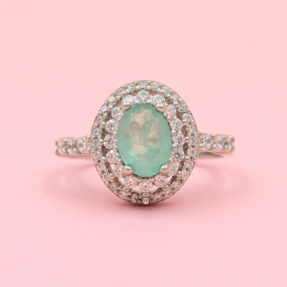 Anillo Elegante con Zirconia Oval Color Verde Espinel en Bisel Fino mod. 0735