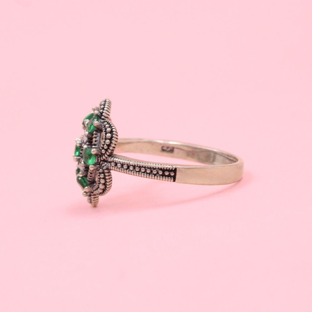 Anillo para Dama Plata .925 Con Diseño de Flor Incrustado de Marquesita mod. 1168