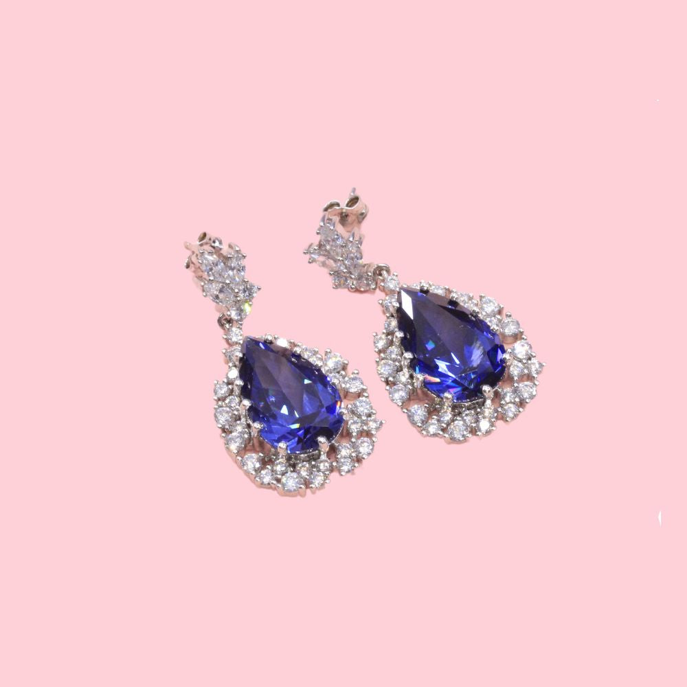 Arete Largo de Plata .925 Diseño Gota del Mar con Zirconia Azul mod. 0628