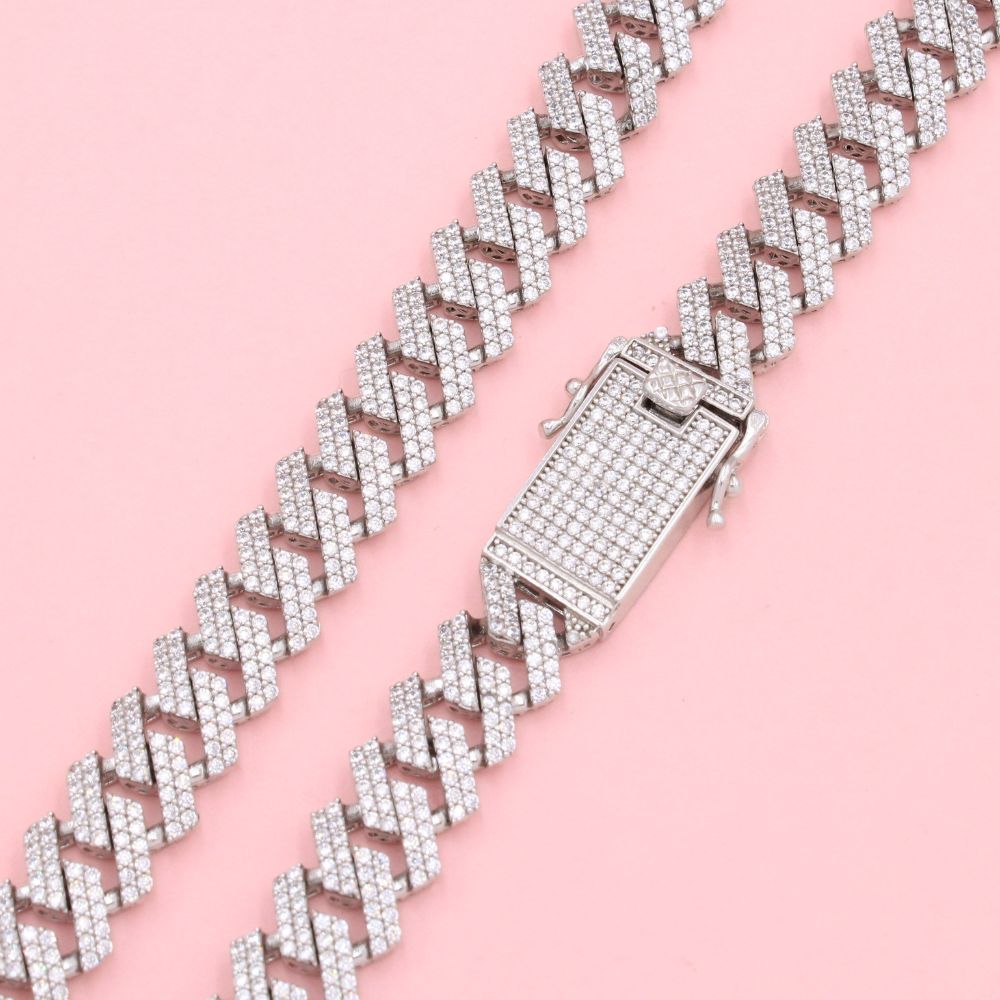 Cadena Especial de Plata .925 Tejido Barbado Lux Hueca e Incrustada con Zirconias mod. 1361