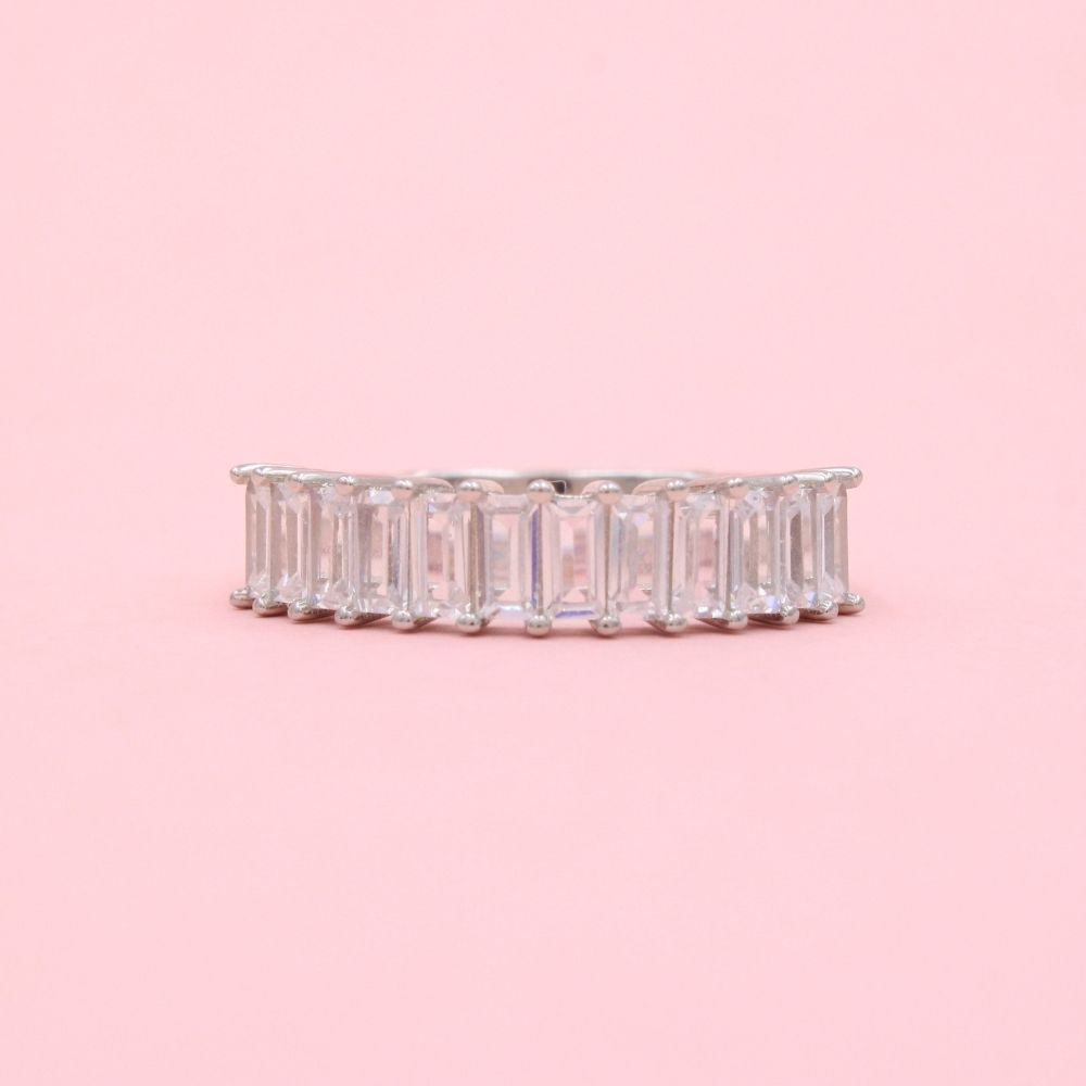 Anillo de Plata .925 Media Churumbela con Zirconias Baguette y Diseño de Doble Línea mod. 1366