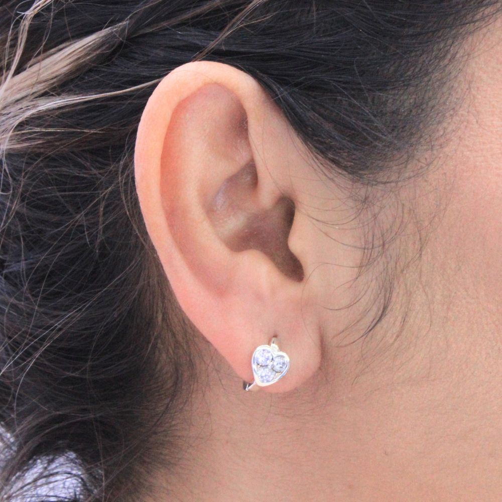 Grapa Elegante con Diseño de Corazón mod. 1012