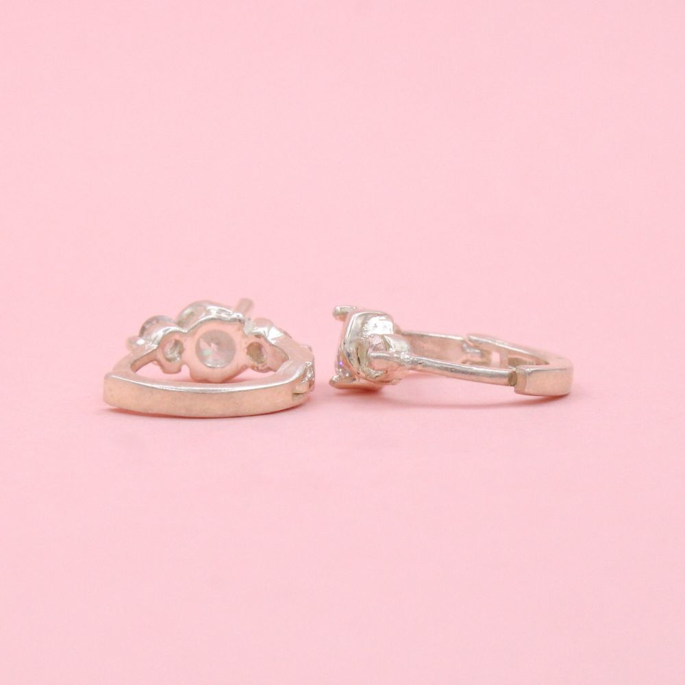 Grapa Especial con Incrustación de Zirconias Birllantes mod. 1411