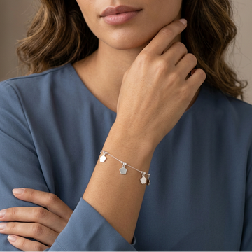 Pulsera de Plata. 925 Diseño Flores Lisas con Colgantes Elegantes y Extención mod.3277