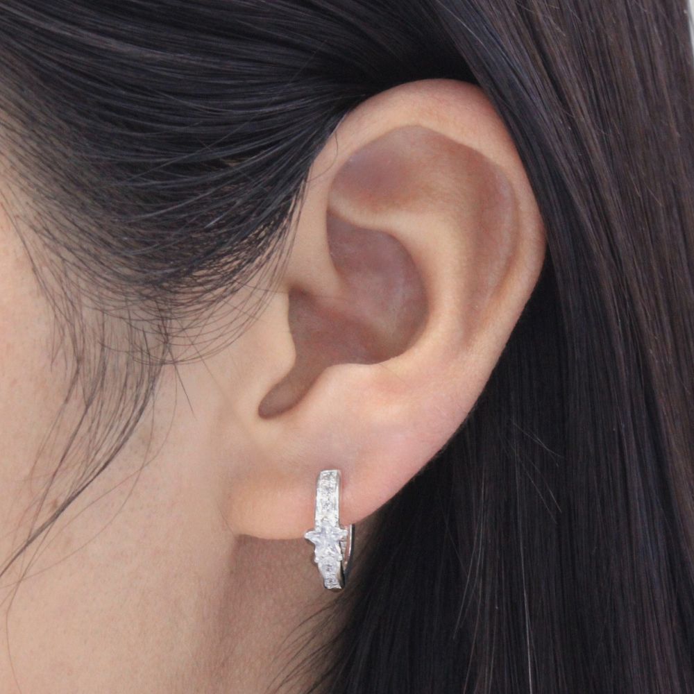 Grapa con Zirconia Central en Forma de Estrella mod. 1415