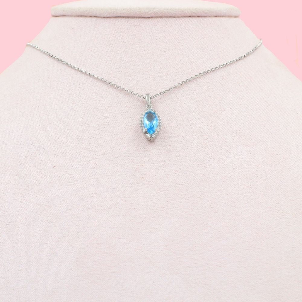 Gargantilla de Plata .925 con Dije Oval de Zirconia Azul mod. 1077