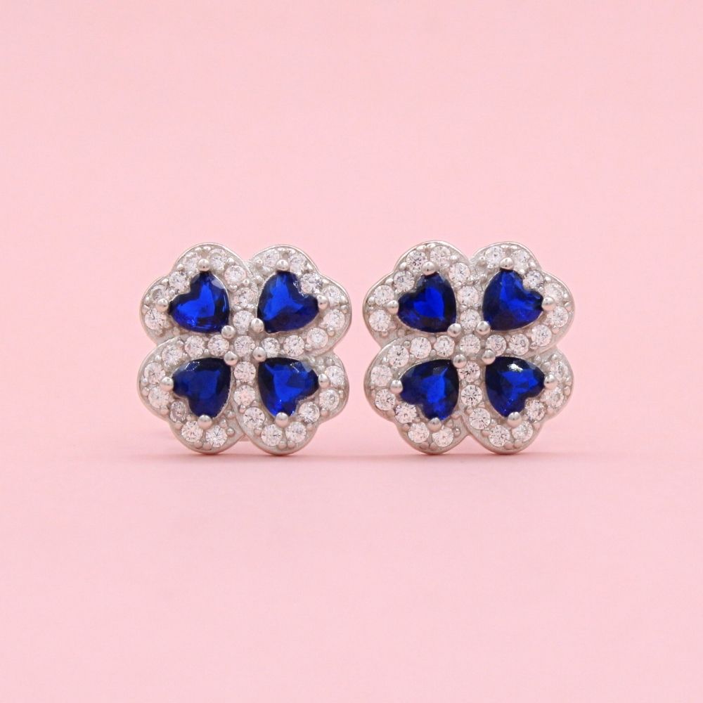 Arete Plata .925 Elegante en Forma de Trébol con Zirconias de Color Azul Rey mod. 1438