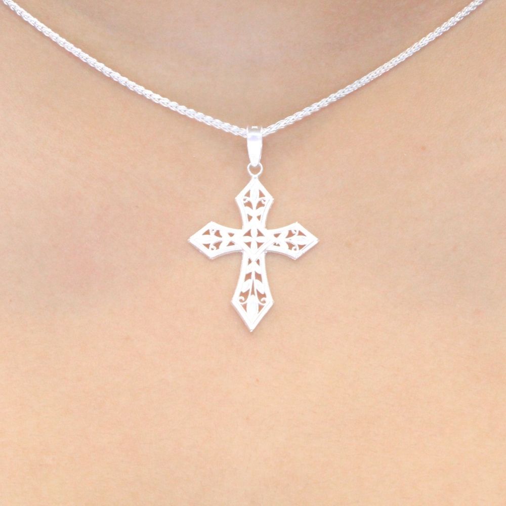 Cruz de Plata .925 Diseño Gótico Calado mod. 1123