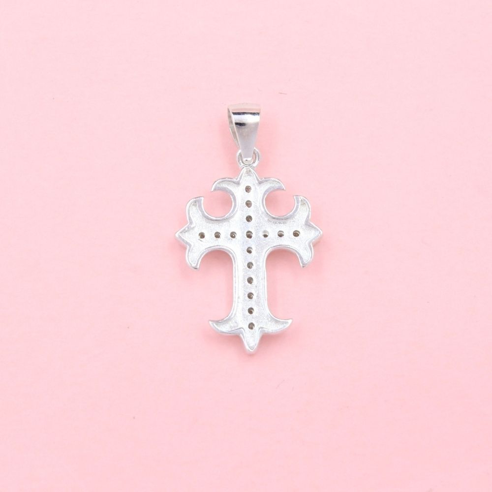 Cruz de Plata .925 Diseño Patonce con Incrustación de Zirconias mod. 1126