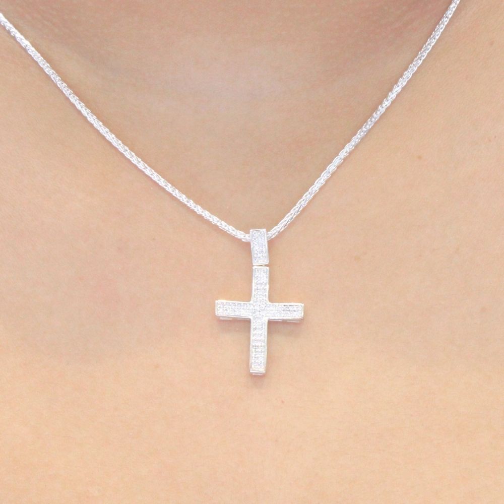 Cruz de Plata .925 Diseño Fino y Hueco Incrustado con Zirconias mod. 1129