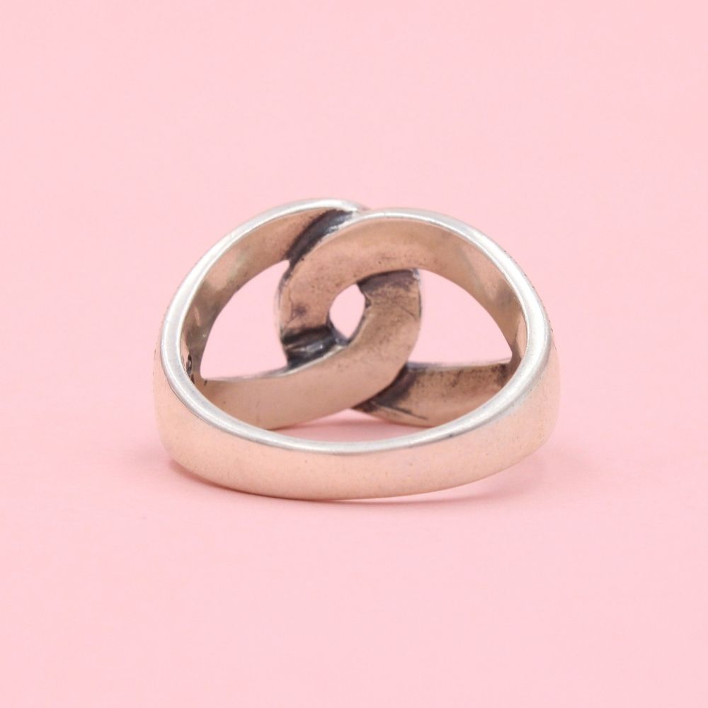 Anillo de Plata .925 Enlace Infinito Incrustado con Marquesitas mod. 1382