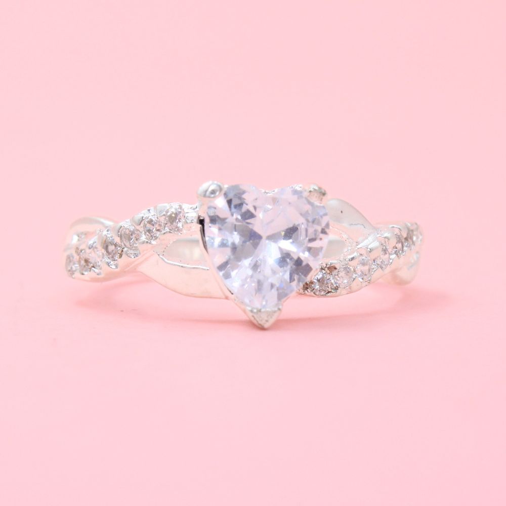 Anillo Solitario de Plata .925 Diseño de Corazón mod. 1003