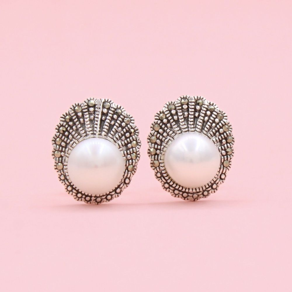 Arete Plata .925 Elegante en Forma de Tiara con Perla Central mod. 1440