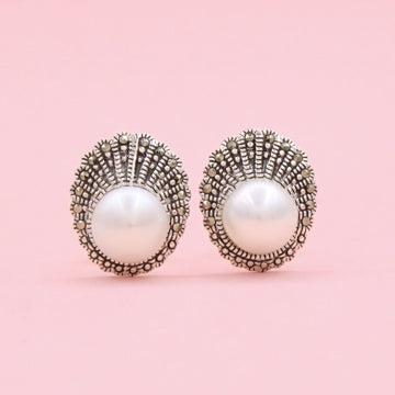 Arete Plata .925 Elegante en Forma de Tiara con Perla Central mod. 1440