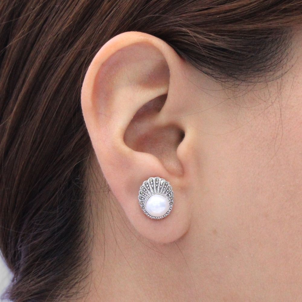 Arete Plata .925 Elegante en Forma de Tiara con Perla Central mod. 1440