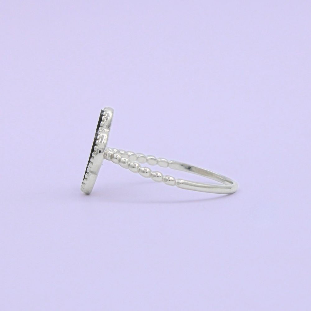 Anillo de Plata .925 con Diseño de Trébol Incrustado de Ónix mod. 1600