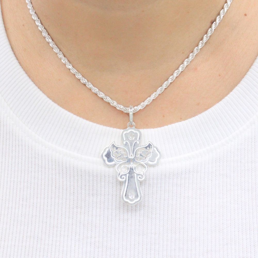 Cruz de Plata .925 Diseño Plano con Grabado Mate y Zirconias Incrustadas mod. 1244