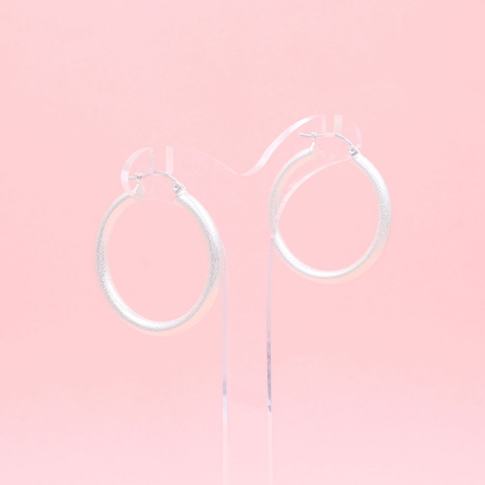 Arracada de Plata .925 Tubular Hueca con Diseño Azucarado mod. 1056