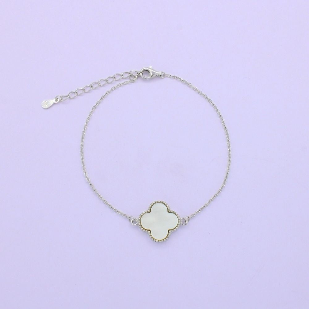 Pulsera de Plata .925 Diseño de Trébol Incrustado de Madre Perla. 1037