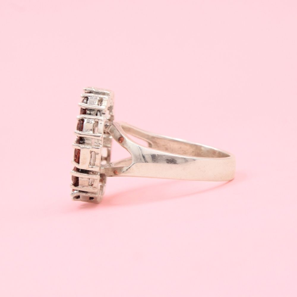 Anillo para Dama de Plata .925 Diseño Circular Incrustado de Zirconia  mod. 1172