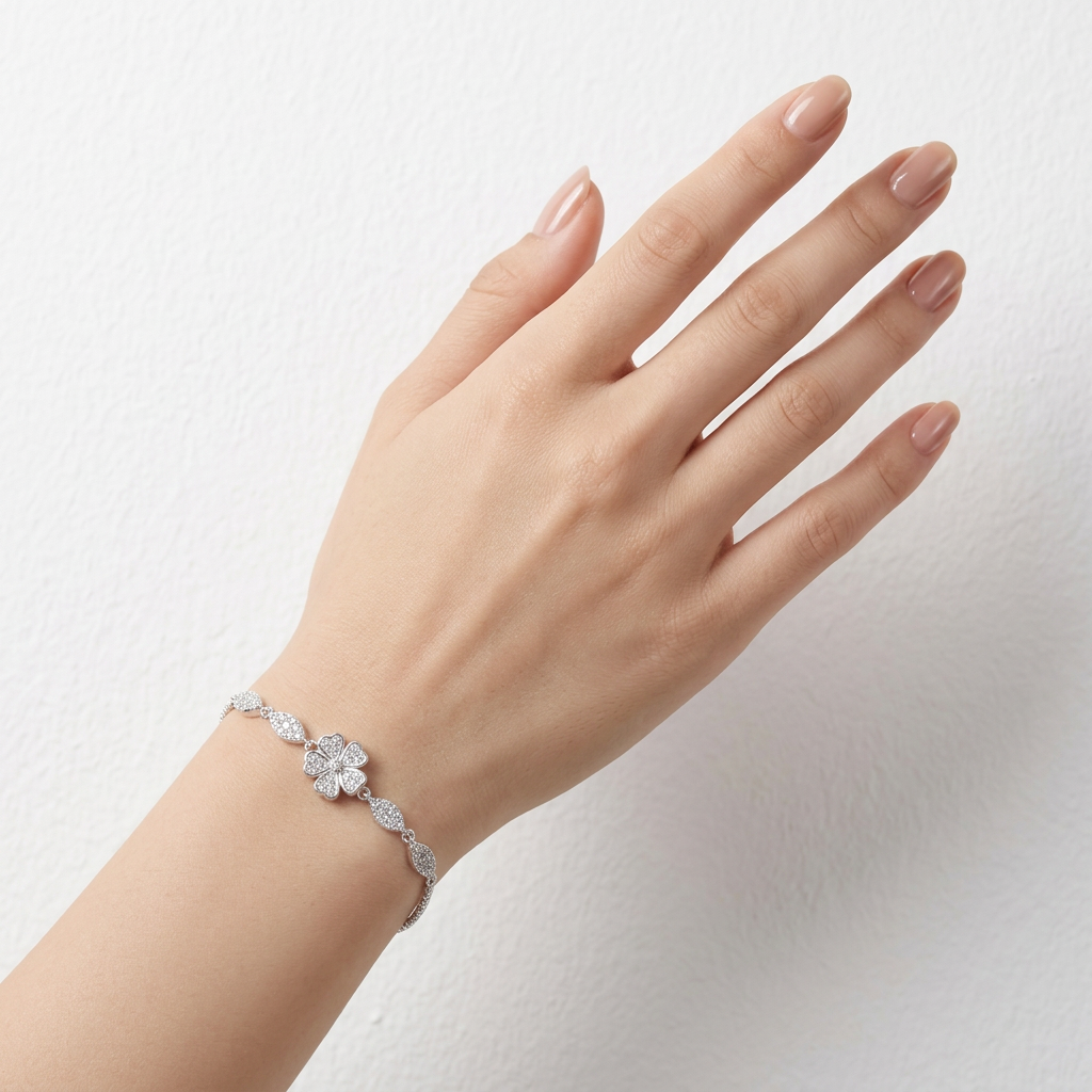 Pulsera de Plata. 925 con Tejido Cuadrado y Trébol con Ovalos e Inscrustación de Zirconia mod.3274