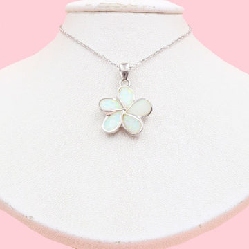 Gargantilla de Plata .925 Flor Incrustada con Ópalo Blanco mod. 1189