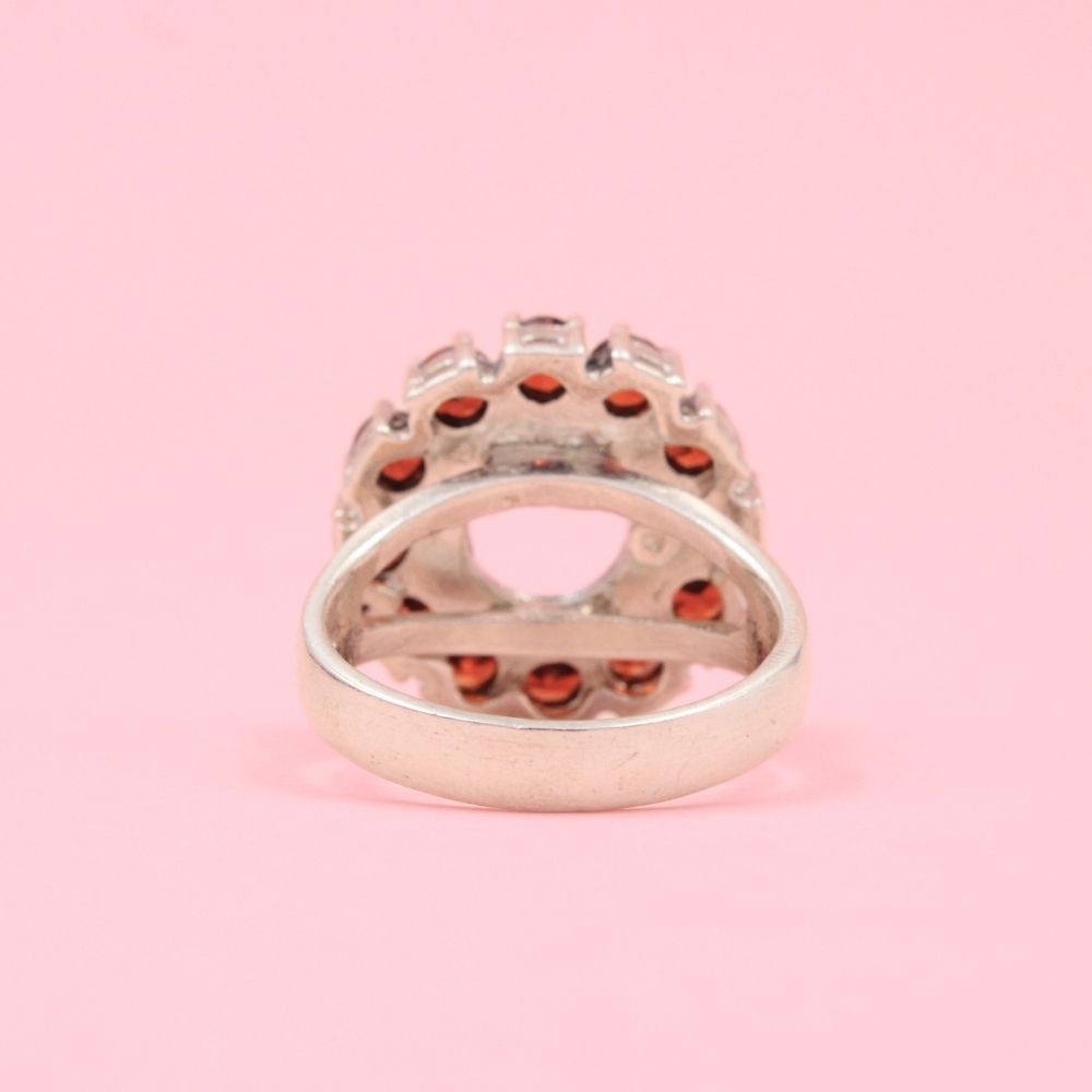 Anillo para Dama de Plata .925 Diseño Circular Incrustado de Zirconia  mod. 1172