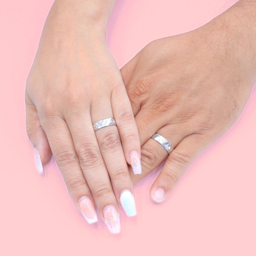Argollas de Matrimonio de Plata .925 con Diamantado y Zirconias mod. 1268