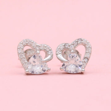 Arete de Plata .925 Elegante en Forma de Doble Corazon de Zirconias mod. 1442