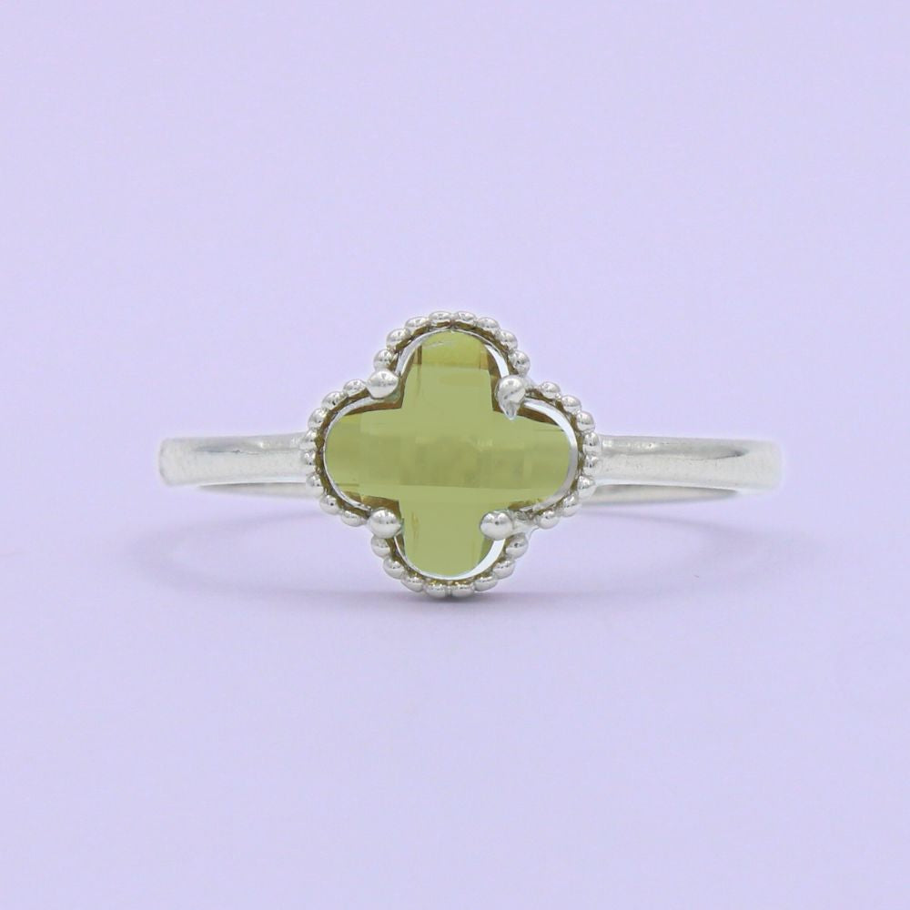 Anillo de Plata .925 con Diseño de Trébol Incrustado de Sultanita mod. 1602