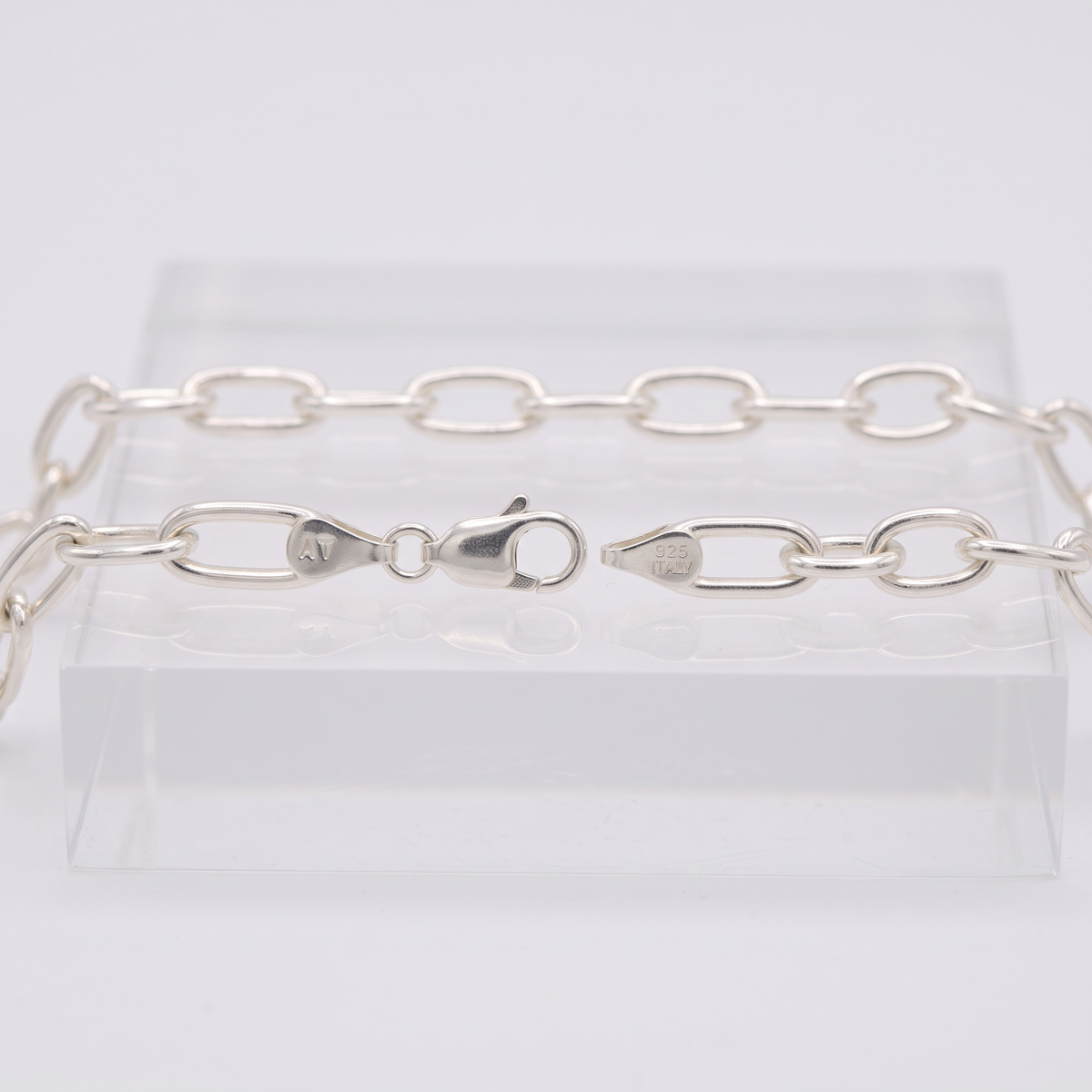Pulsera de Plata .925. Con Eslabón de Clip con Circulo Liso mod. 3233