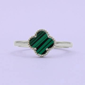Anillo de Plata .925  Diseño de Trébol con Incrustación de Malaquita mod. 1047