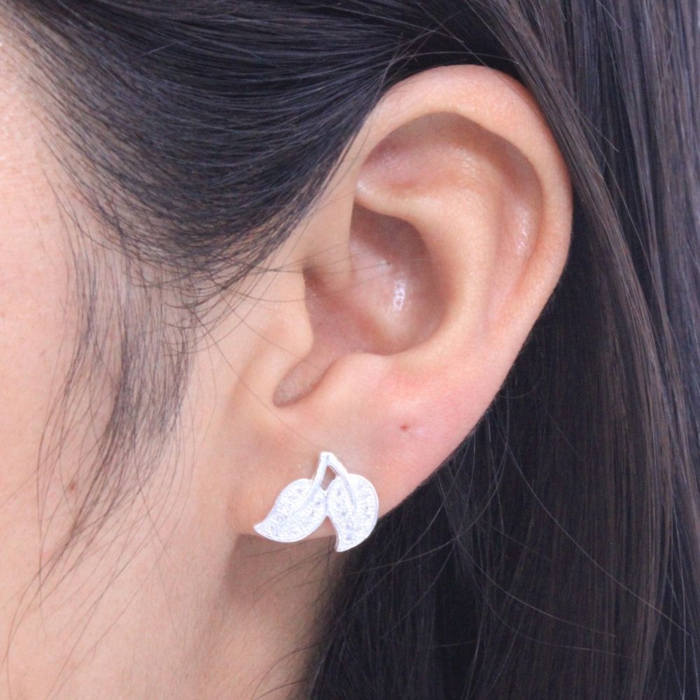 Arete de Plata .925 con Forma de Hojas Incrustadas de Zirconias mod. 1082