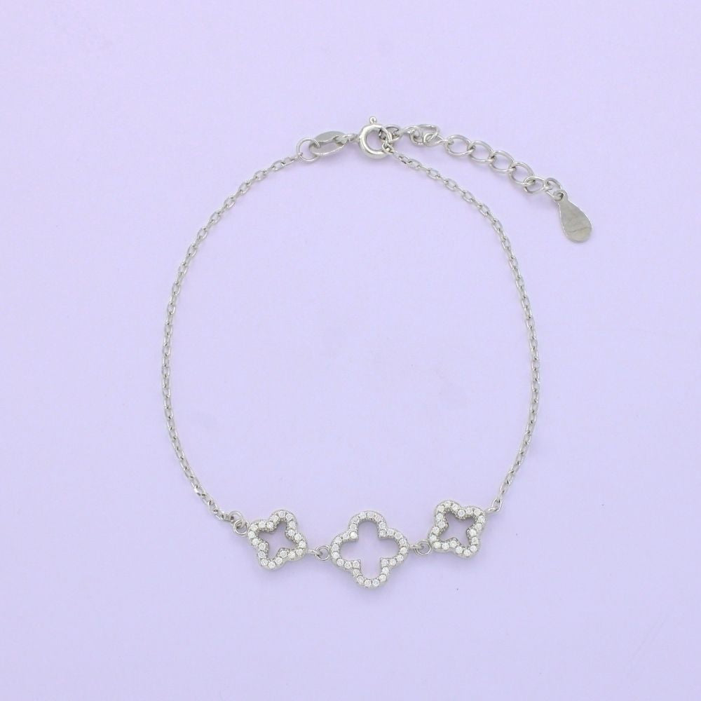 Pulsera de Plata .925 Diseño de Trébol con Zirconias. 1537