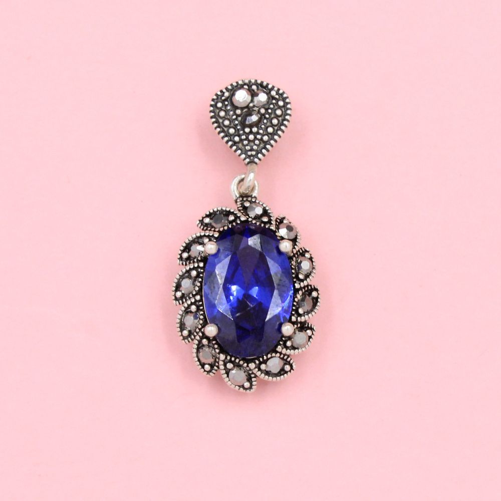 Dije de Dama Plata .925 Zirconia Azul con Bisel de Marquesitas mod. 1162
