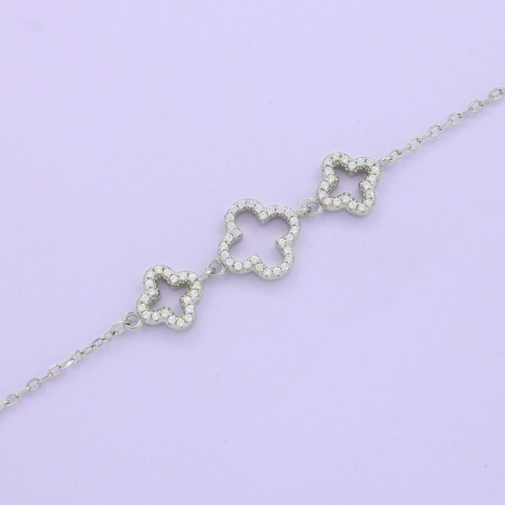Pulsera de Plata .925 Diseño de Trébol con Zirconias. 1537