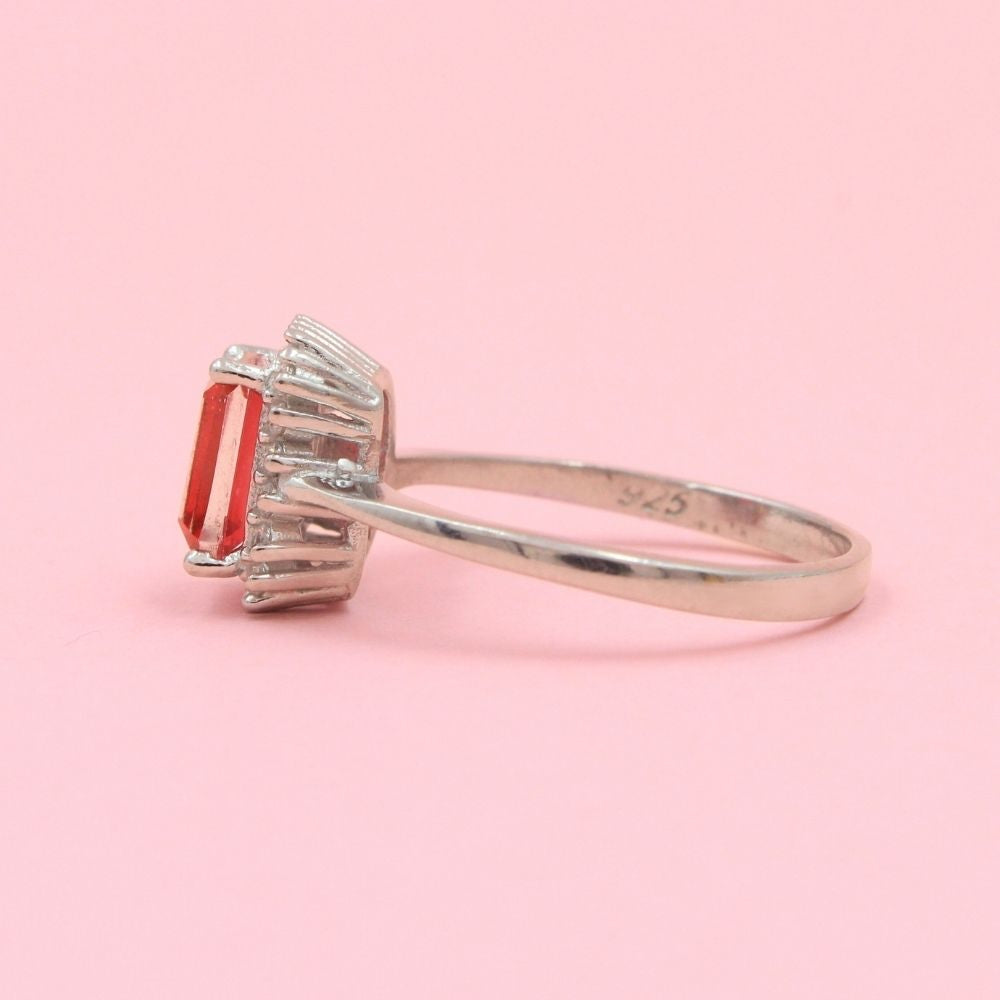 Anillo Especial con Zirconia Color Rosa Rodonita mod. 0708