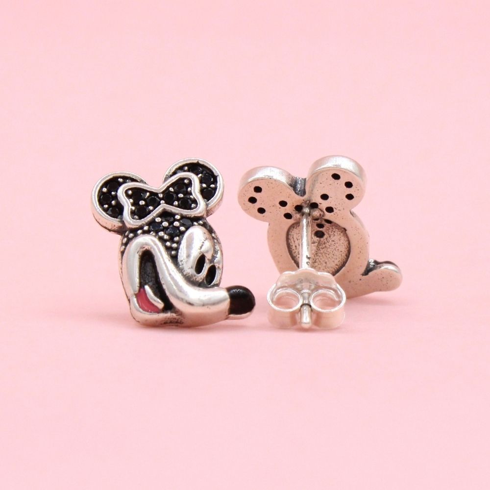 Arete de Plata .925 con Diseño de Minnie Incrustado de Zirconias mod. 1444