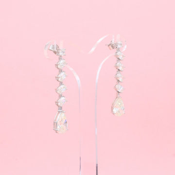Arete Largo de Plata .925 con Moissanitas Ovales mod. 1221
