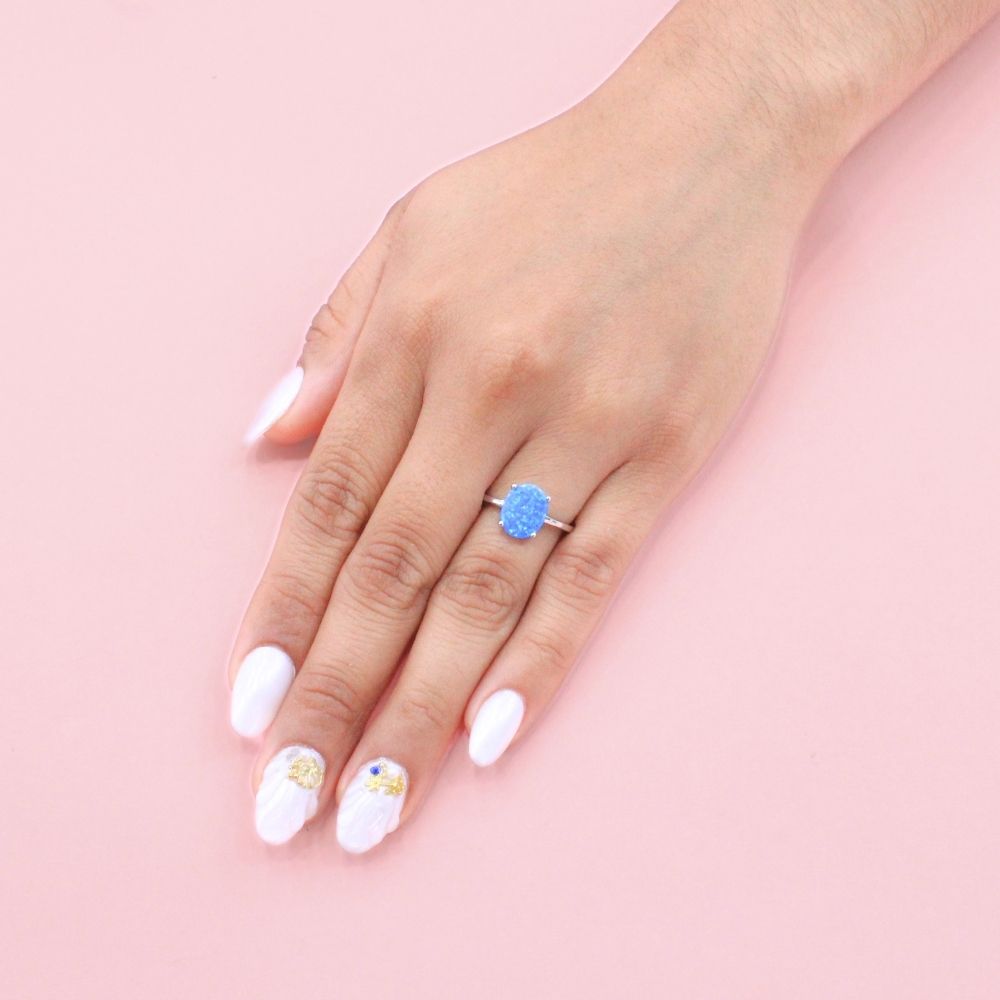 Anillo para Dama de Plata .925 Con Diseño Oval Incrustado de Ópalo mod. 1178