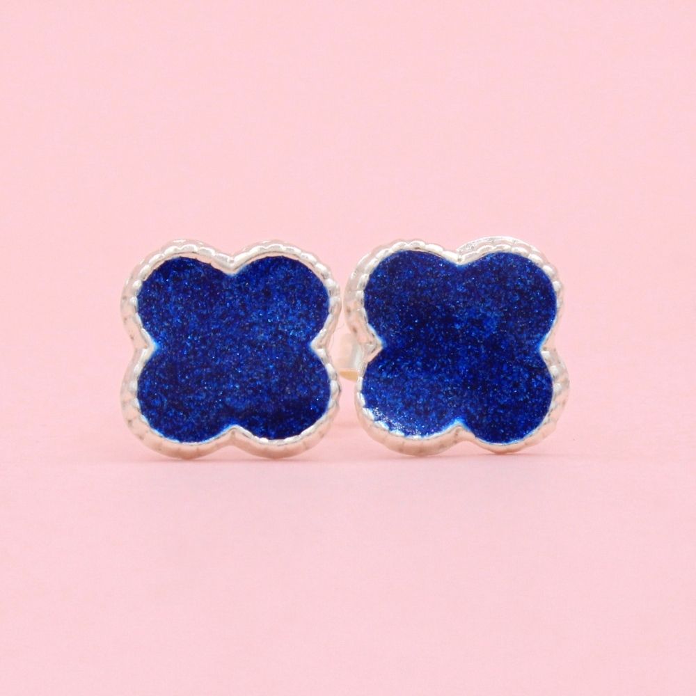 Arete de Plata .925 Elegante con Forma de Trébol en Color Azul Rey mod. 1449