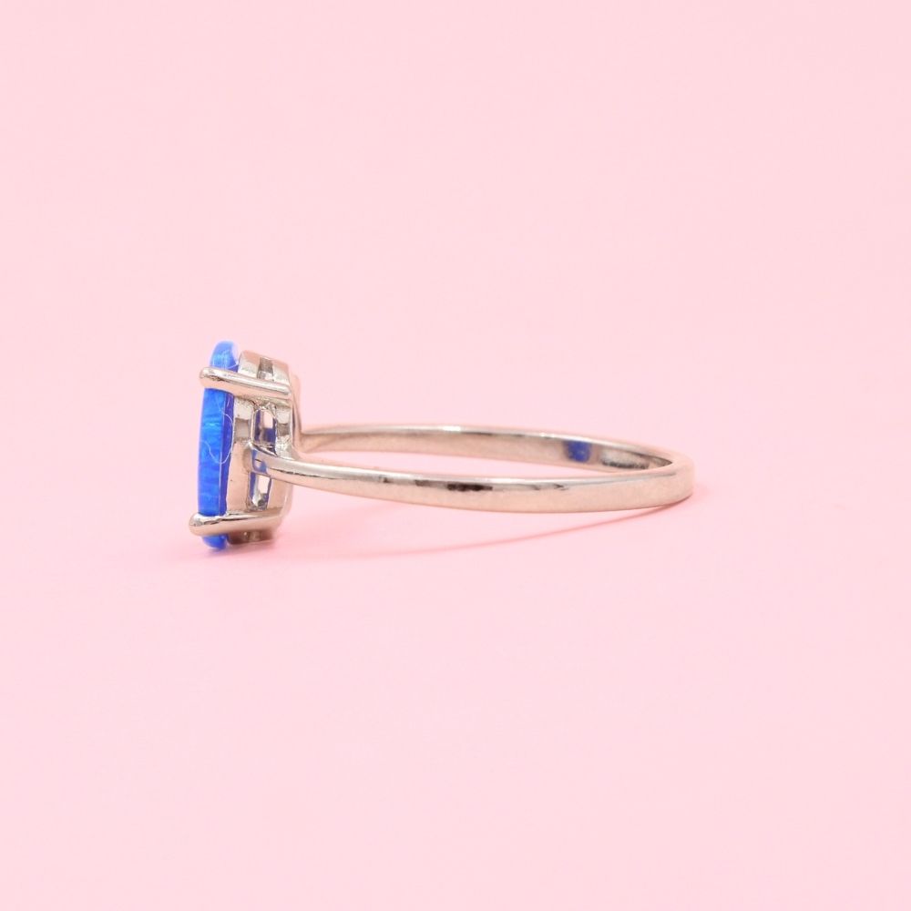 Anillo para Dama de Plata .925 Con Diseño Oval Incrustado de Ópalo mod. 1178