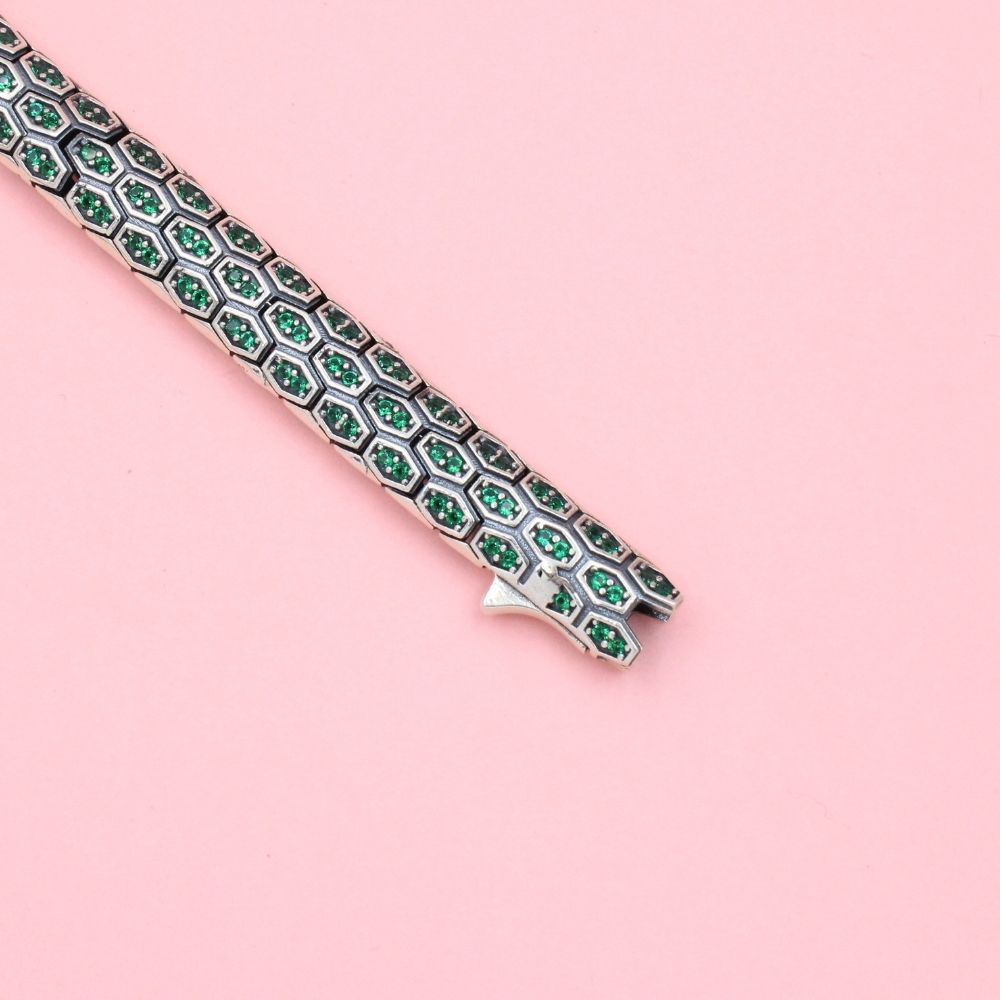Pulsera Especial Tejido de Vibora Hueco con Incrustación de Zirconia Verde Esmeralda mod. 0898